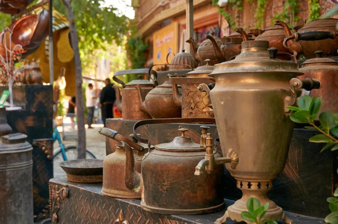 中国最“懒”的城市：睡到中午12点还嫌早！景色不输摩洛哥，满街美女，却被遗忘千年