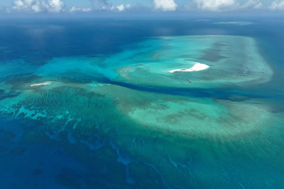 中国最霸气的城市：坐拥8个机场，却禁止外国人入内！什么都免费，不输马代，但只有0.01%的来过