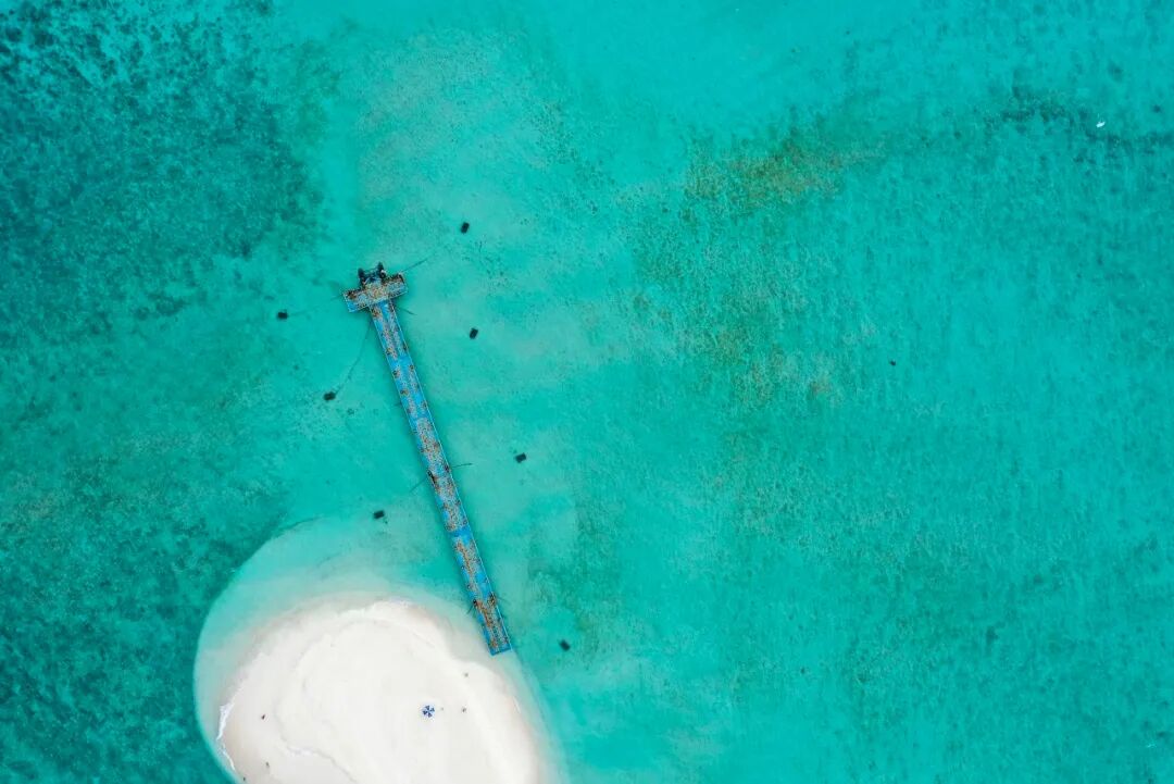 中国最霸气的城市：坐拥8个机场，却禁止外国人入内！什么都免费，不输马代，但只有0.01%的来过