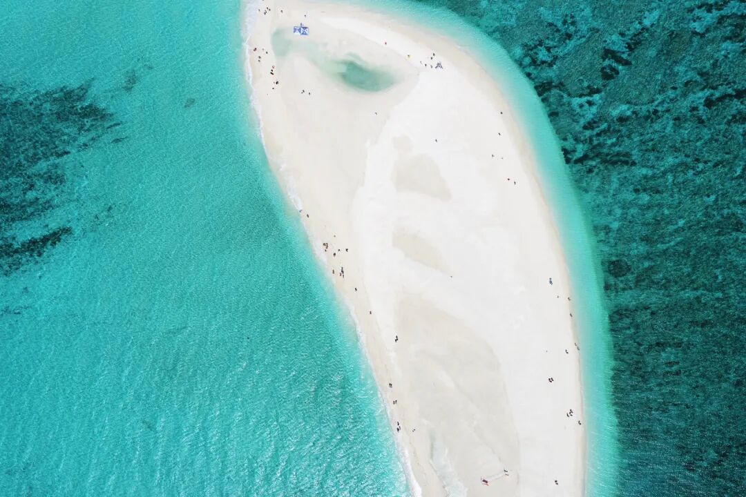 中国最霸气的城市：坐拥8个机场，却禁止外国人入内！什么都免费，不输马代，但只有0.01%的来过