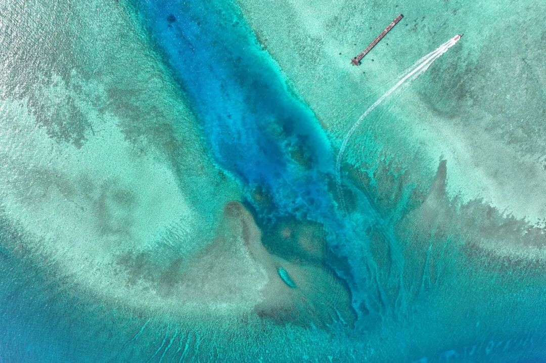 中国最霸气的城市：坐拥8个机场，却禁止外国人入内！什么都免费，不输马代，但只有0.01%的来过