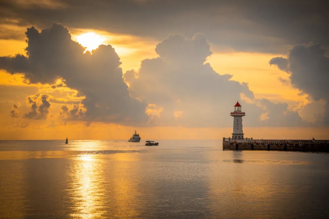 中国最霸气的城市：坐拥8个机场，却禁止外国人入内！什么都免费，不输马代，但只有0.01%的来过