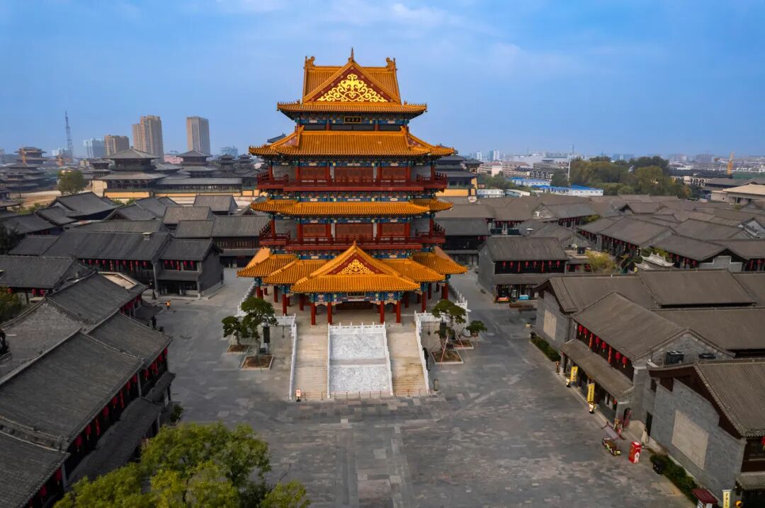 山东又一“假古城”火了，耗资39亿，却不收门票！游客：来了根本不想走