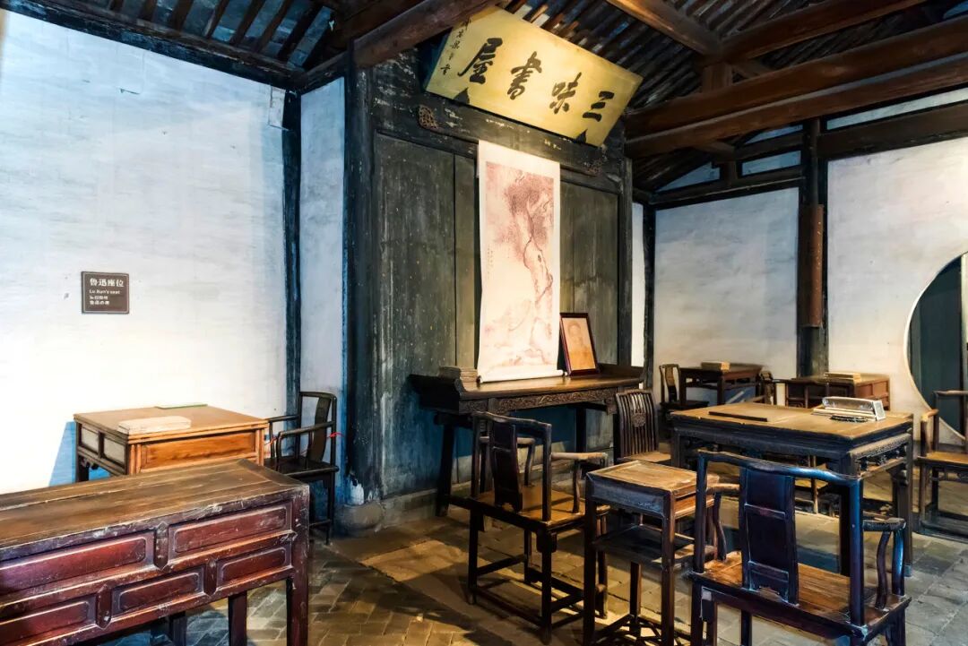 中国最“臭”的城市：臭晕游客，吃吐无数人！比柳州还“上头”，却让鲁迅表白！穷游必去，比苏杭更诗意