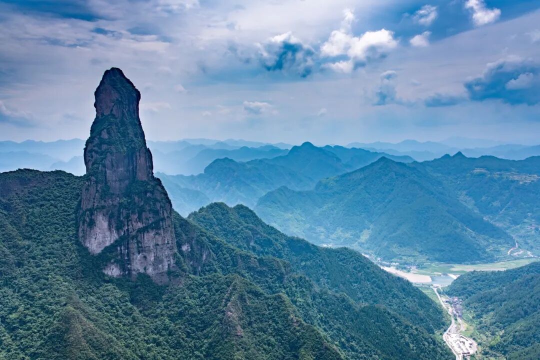 中国最“臭”的城市：臭晕游客，吃吐无数人！比柳州还“上头”，却让鲁迅表白！穷游必去，比苏杭更诗意