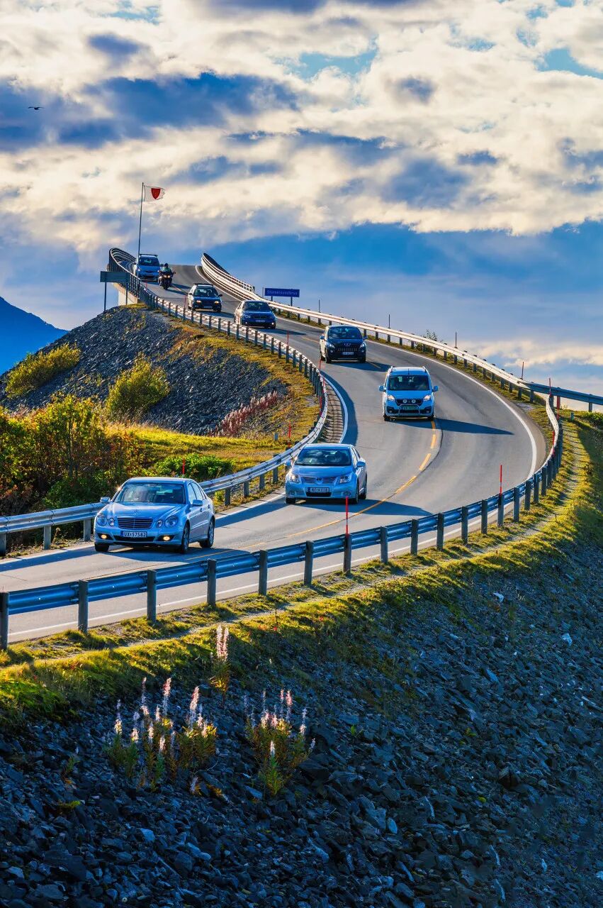 日本排放核污水1天后，这个“禁止出生和死亡”的地方火了：全网0差评，免费上学看病，还对中国免签