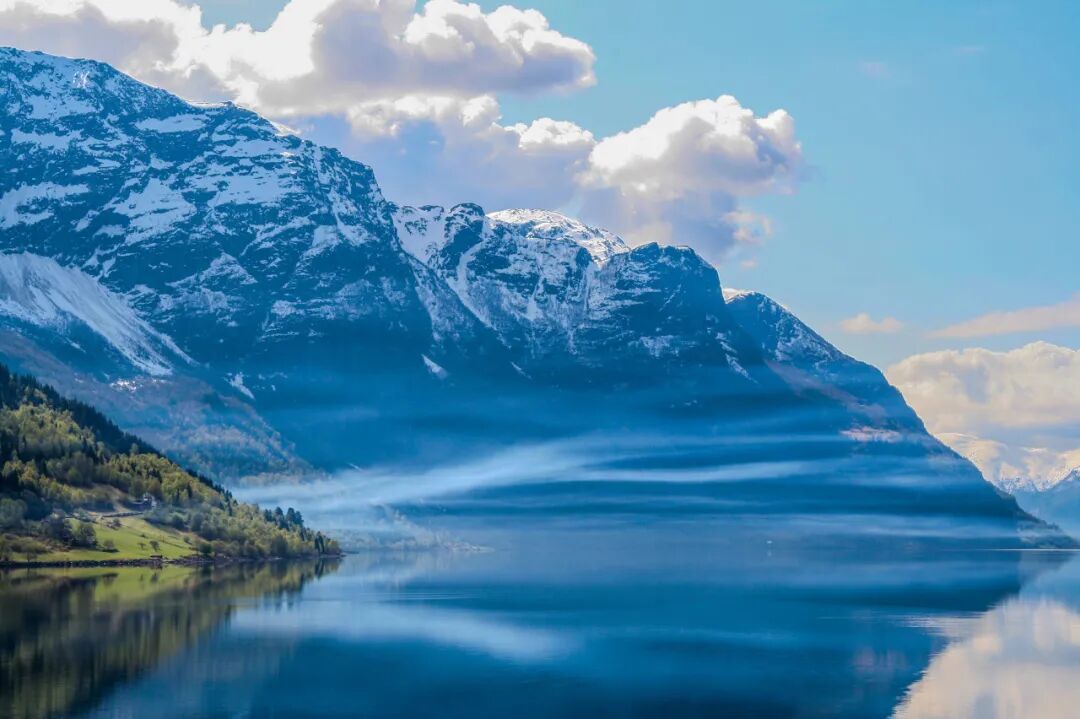 日本排放核污水1天后，这个“禁止出生和死亡”的地方火了：全网0差评，免费上学看病，还对中国免签