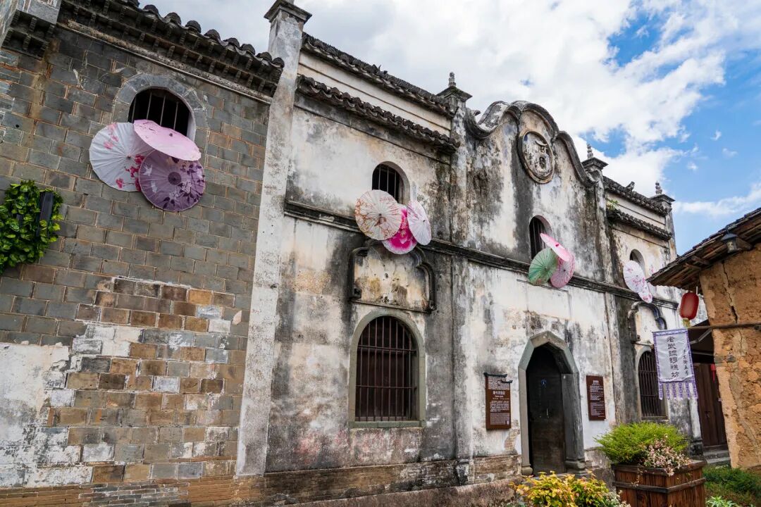 浙江唯一免费的5A古镇，不要只会去乌镇人挤人了！白居易疯狂表白，美到窒息，物价还低...