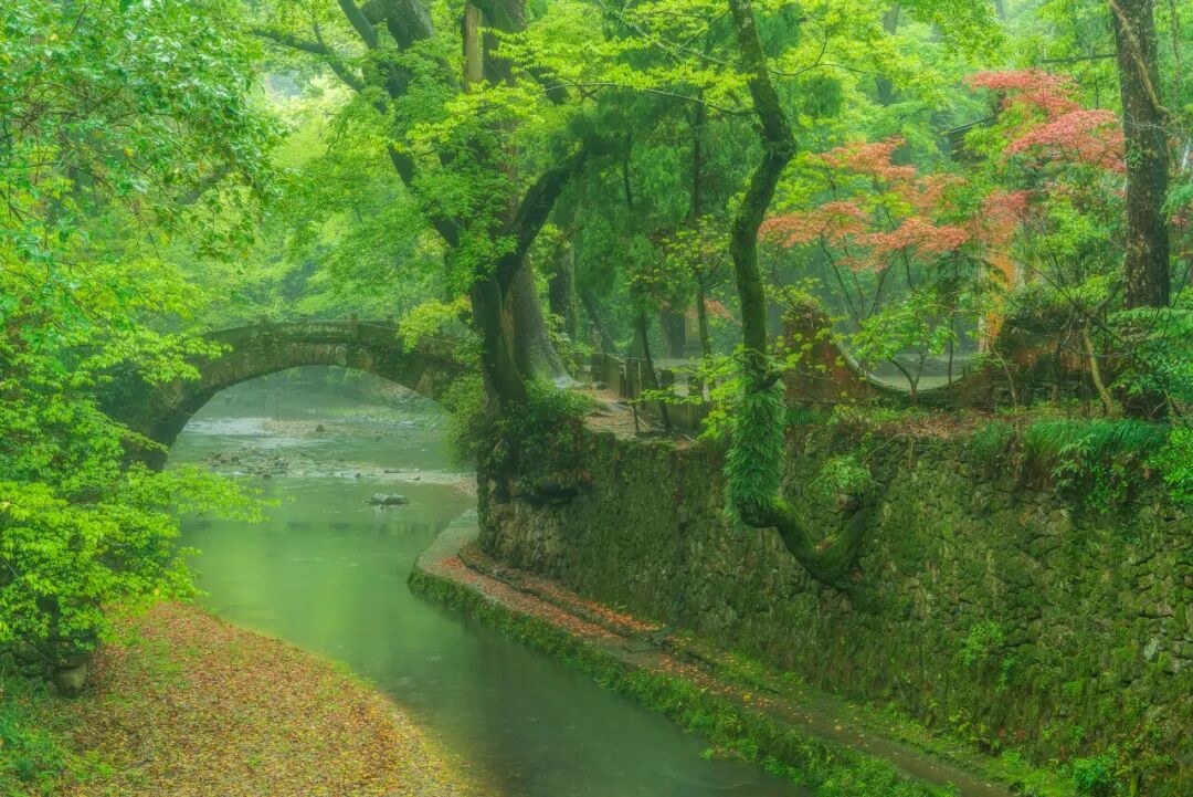 国内最适合穷游的6个城市，便宜又好玩！人均800，吃饱玩好，还都是此生必去......