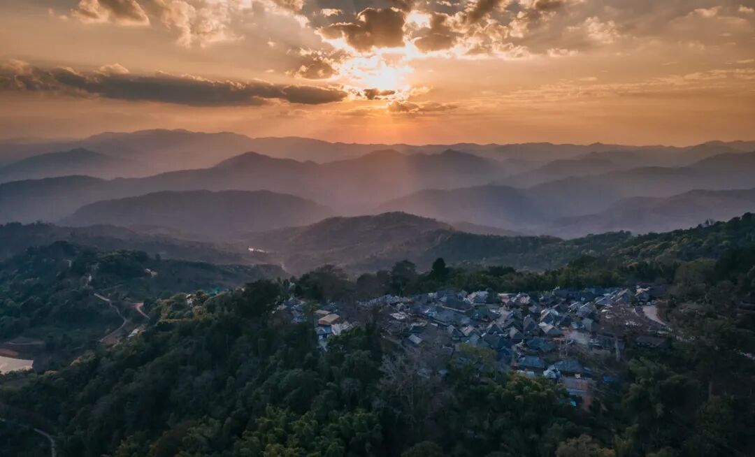 国内最适合穷游的6个城市，便宜又好玩！人均800，吃饱玩好，还都是此生必去......