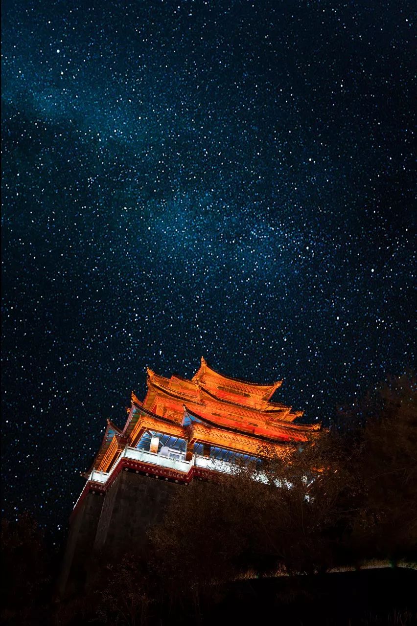 一路串起川滇藏，被《中国地理》评为最美的地方，这条大环线藏着很多世界第一的美景