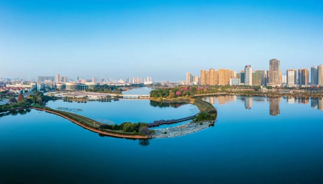 中国唯一以“香烟”命名的城市：烟比城市出名，李健为她写歌！比昆明安逸，高铁1h直达，竟鲜为人知