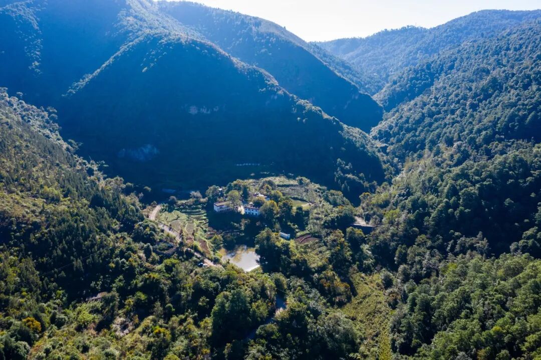 中国唯一以“香烟”命名的城市：烟比城市出名，李健为她写歌！比昆明安逸，高铁1h直达，竟鲜为人知