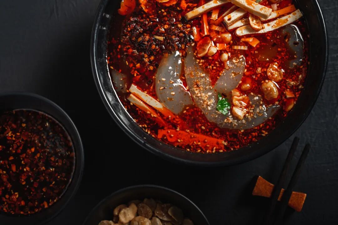 中国唯一“避暑”古都：比肩敦煌，比洛阳人少！夏天均温仅23℃，空调当摆设，人均500玩爽