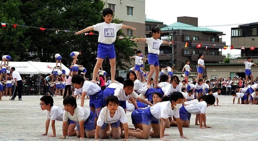 日本的教育有多震撼？“放手”才能给孩子更多的成长空间！