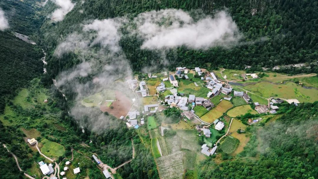 适合一个人去的8个小众古镇：不费钱，不需要攻略！1000元就能玩到爽，累了倦了，就来走一走