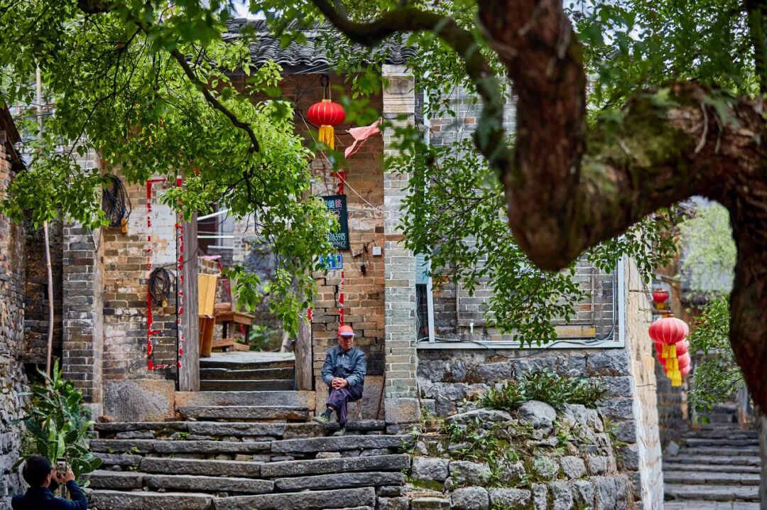适合一个人去的8个小众古镇：不费钱，不需要攻略！1000元就能玩到爽，累了倦了，就来走一走