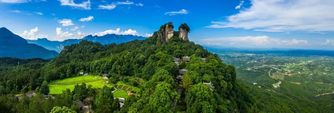 中国最牛的城市：竟有14个火车站、3个高铁站，一座飞机场！李白疯狂表白，不输成都，却鲜为人知