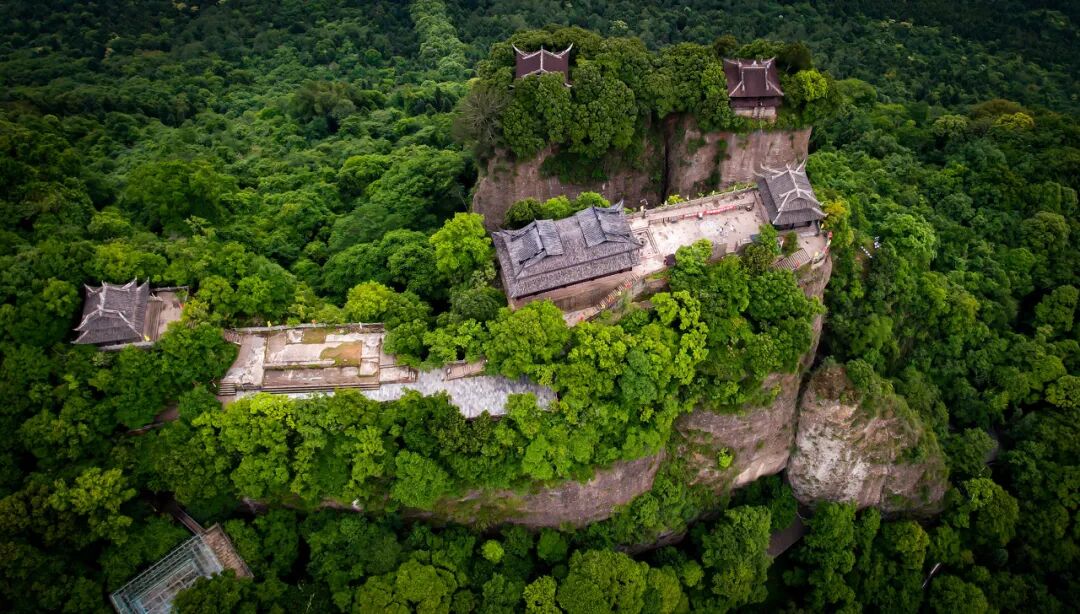 中国最牛的城市：竟有14个火车站、3个高铁站，一座飞机场！李白疯狂表白，不输成都，却鲜为人知