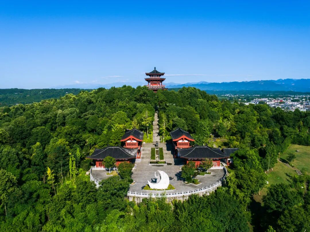 中国最牛的城市：竟有14个火车站、3个高铁站，一座飞机场！李白疯狂表白，不输成都，却鲜为人知