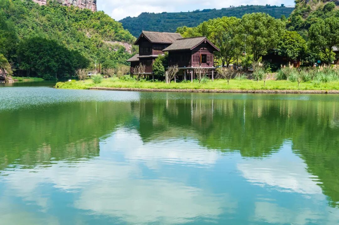 距杭州40min！它被评为全球美食NO.1小城，人均100连吃3天还能不重样，99%的人却都读错了名字！