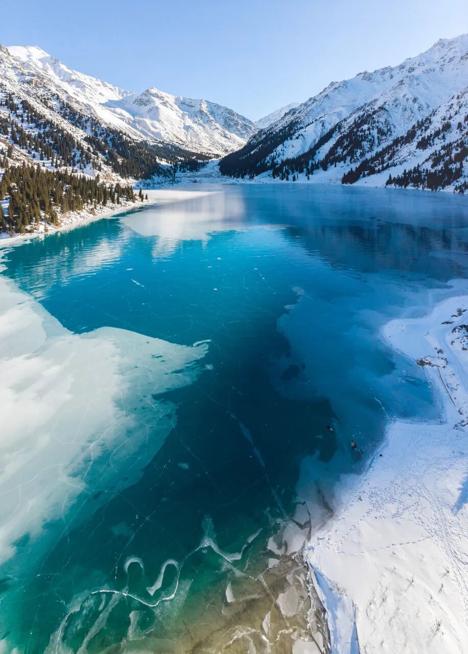 世界最“难去”的国家，对中国免签了！美女如云，景色不输瑞士，汽油2.5元一升，国内坐车35元就能去......