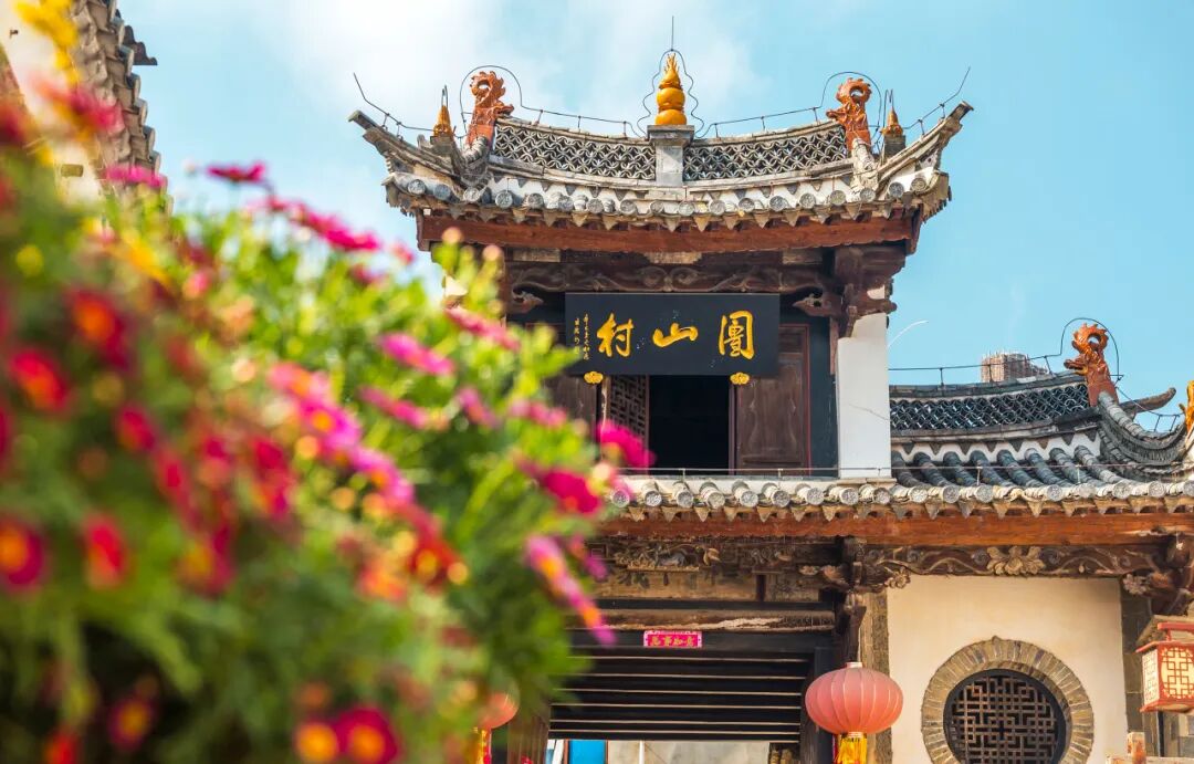 国内最适合“躺平”的城市：四季如春！房价不输鹤岗，6W买一套！5点下班，却有不少人逃离...