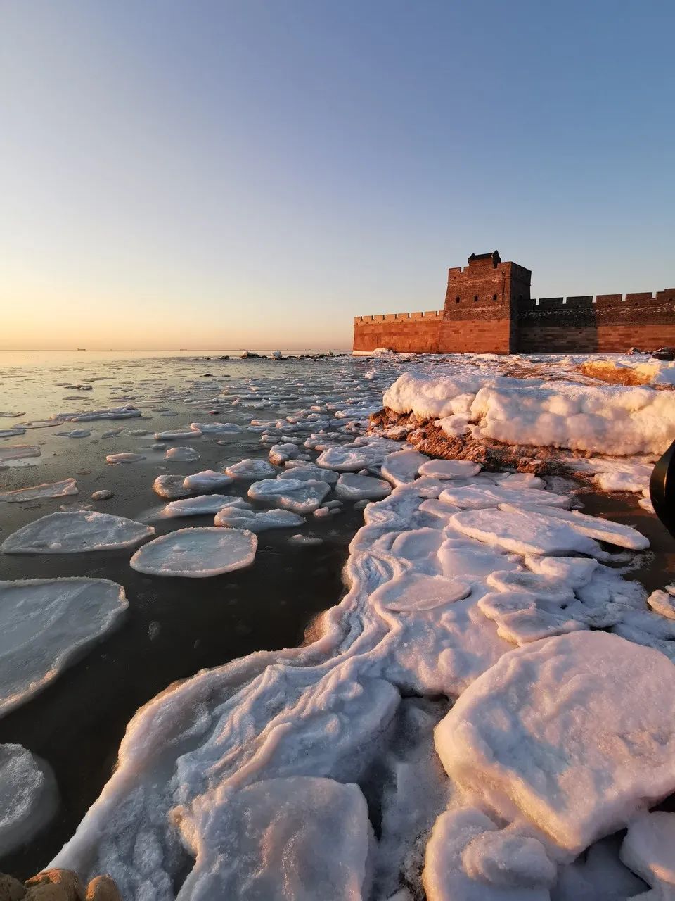2025年山海关旅游：我国第一个“被除名”的5A景区！曾名扬四海，因宰客臭名远扬，如今恢复5A，却无人敢去......