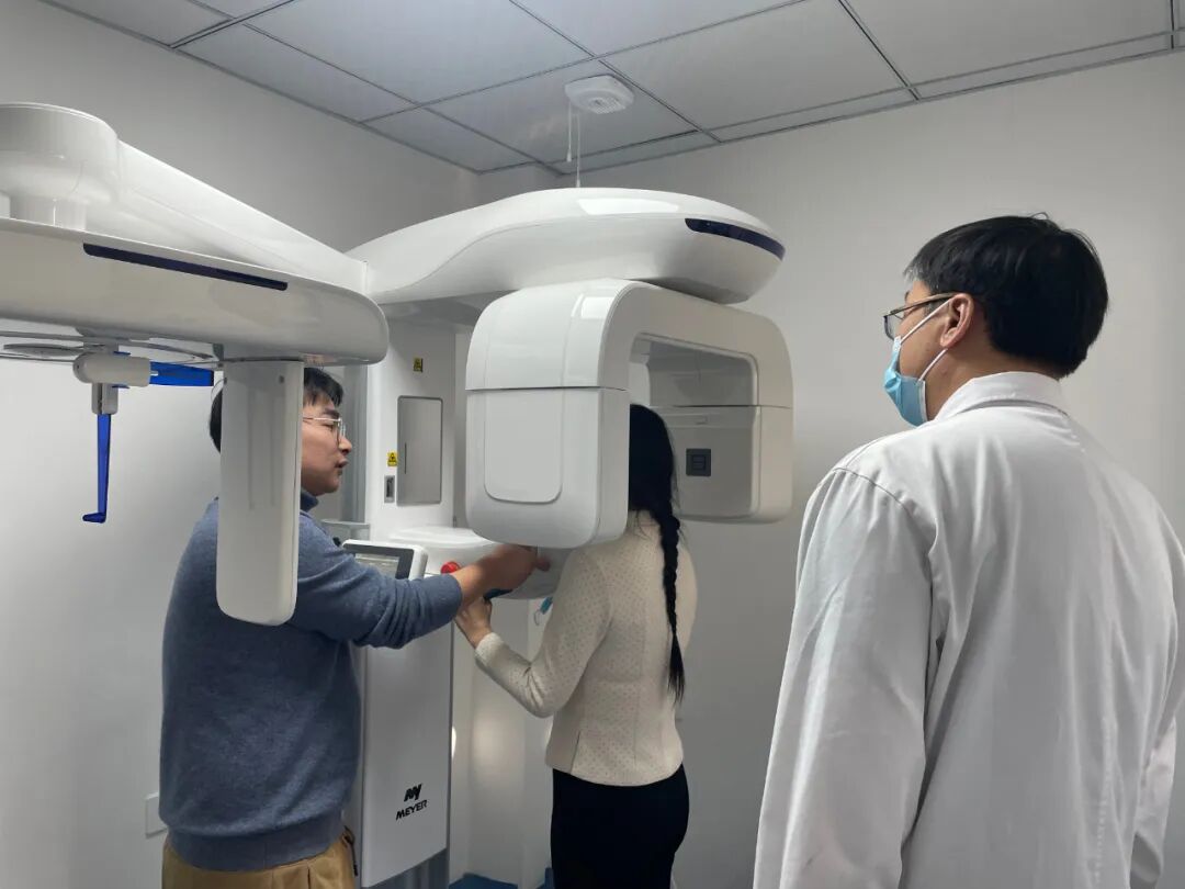 口腔ct怎么拍摄【医院动态】口腔科的“火眼金睛”——CBCT投入使用_https://www.jmylbn.com_新闻资讯_第3张