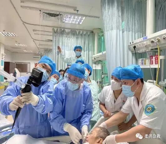 什么叫鼻胃肠管我科顺利完成多例床旁一次性鼻肠管（可视型）置入-上海聚慕医疗器械有限公司