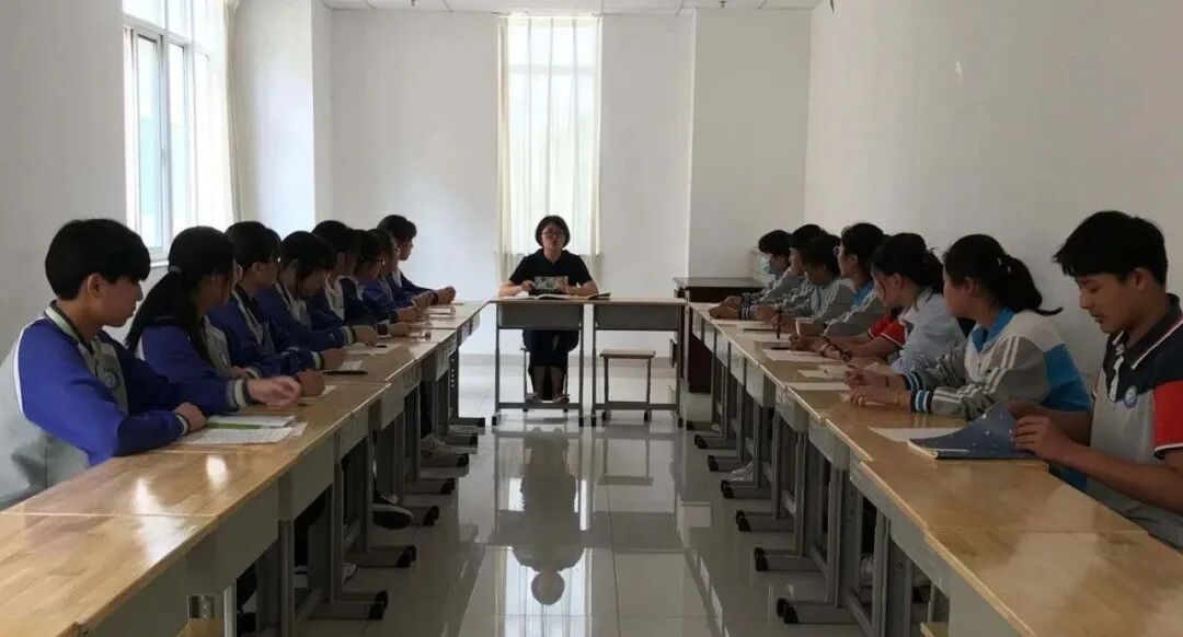 团员的义务和享受的权利_团员义务_团员在团内享有什么权利和什么义务