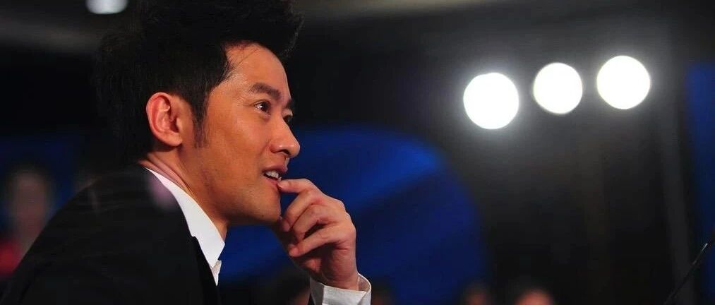 从当红小生到商界霸道总裁，如今身价几十亿，连王思聪都叫他哥!