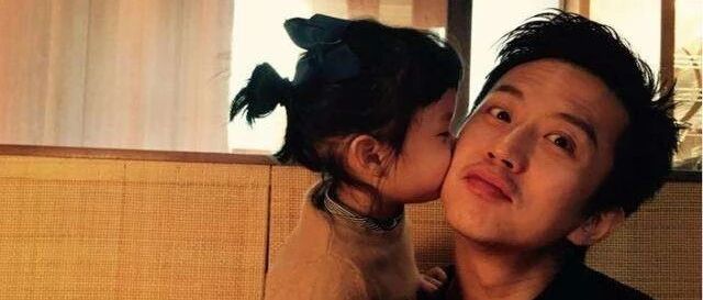 邓超女儿聊天记录一夜霸屏，刺痛4.7亿家长的痛点：这件事家长必须懂，否则太对不起孩子了……