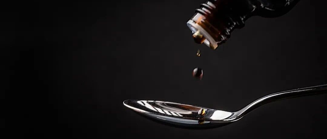 喝完咳嗽糖浆能不能马上喝水？