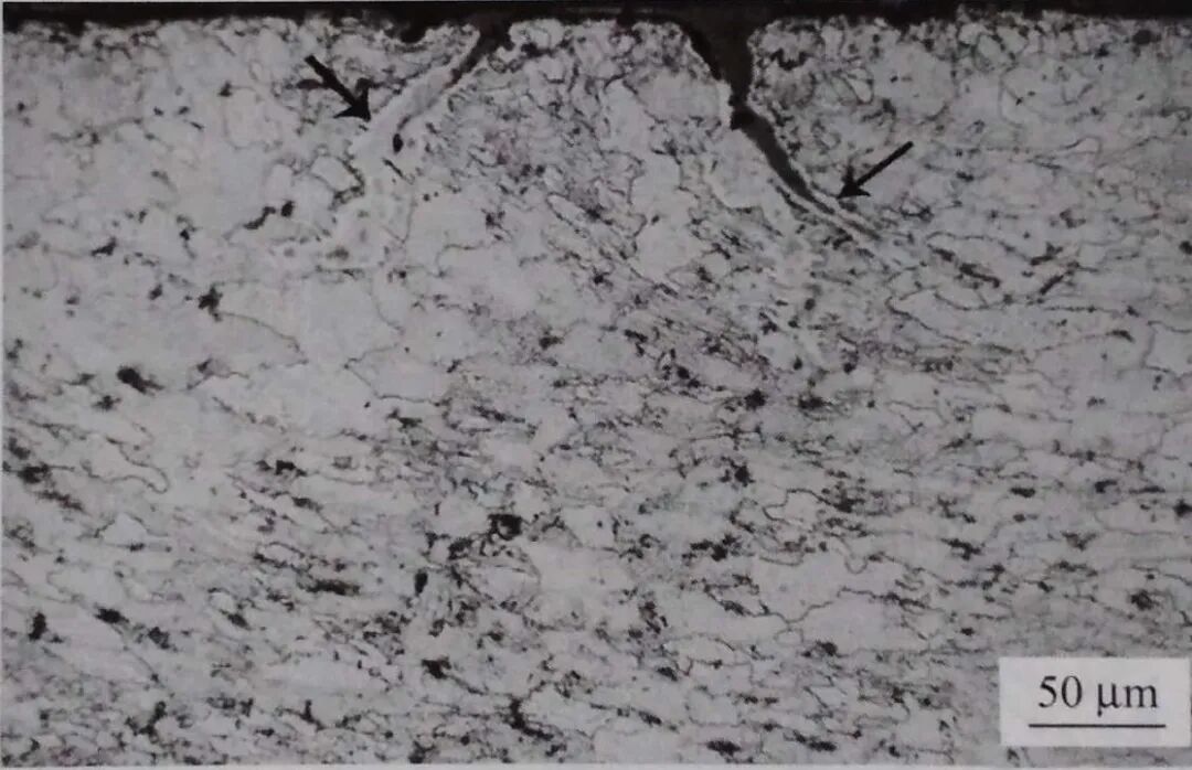 热轧钢板缺陷——钢板裂纹实例分析图