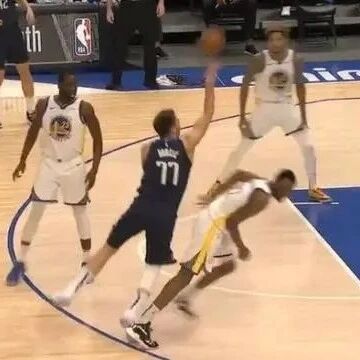 炸锅了！全网都在骂东契奇！东契奇究竟怎么了？