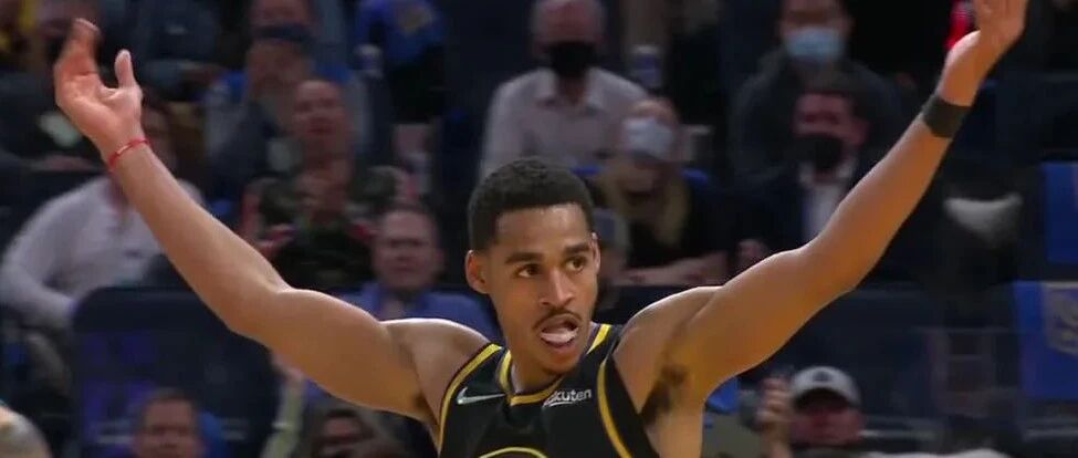 已报警！勇士队太欺负人了...