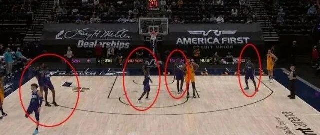 65+21+15！威少上篮杀死湖人！6打5！NBA赛场出现离奇一幕...