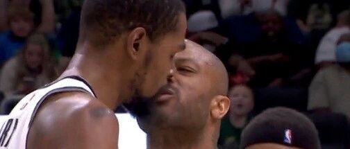 准绝杀！输球又输人！杜兰特还把自己的初吻给搭上了...