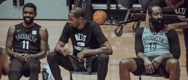 哈登助攻杜兰特暴扣！欧文果冻上篮！比赛来了，篮网打湖人…