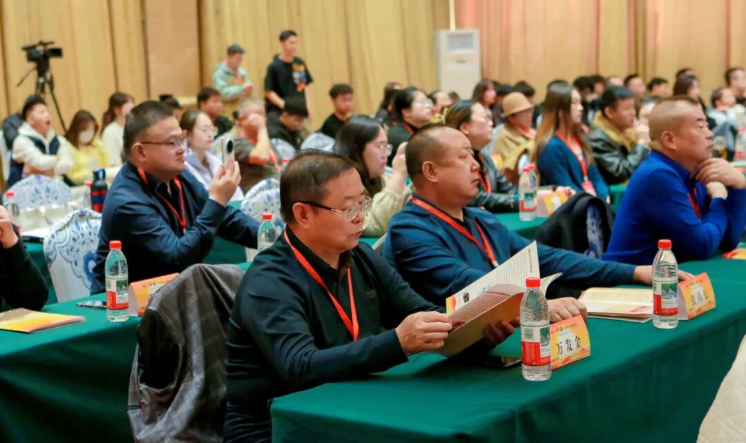 无锡太湖花都举办签约大会__徽商大会是谁举办
