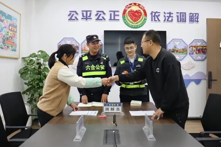 图释：孙权成功化解辖区群众纠纷
