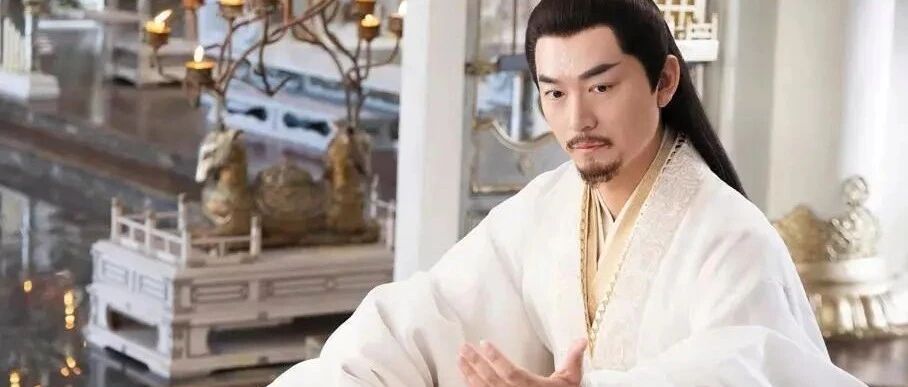 朱泳腾:相亲认识模特妻子,结婚15年生一子,一家三口乐融融