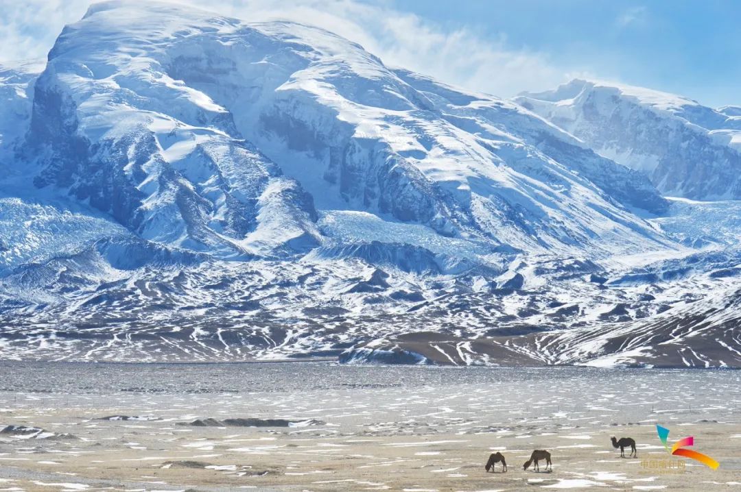 慕士塔格峰。冯展梅 摄