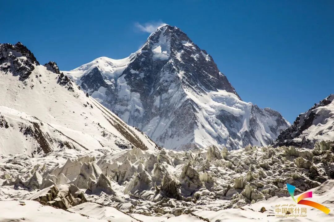 乔戈里峰。尼加提麦麦提明 摄