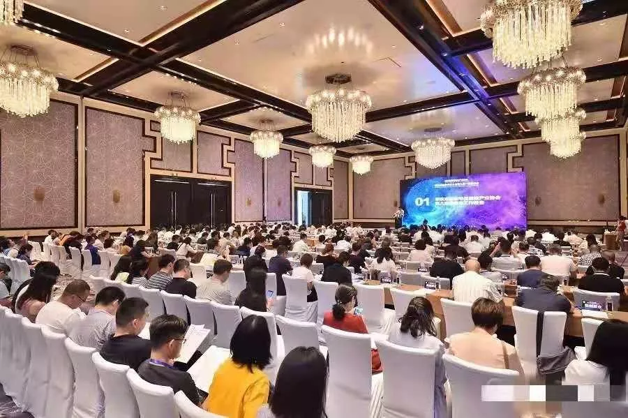 天强防水参加成都房协第九届会员代表大会暨第一次理事会 天强防水参加成都房协第九届会员代表大会暨第一次理事会