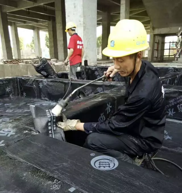 防水汉子,真man! 防水汉子,真man!