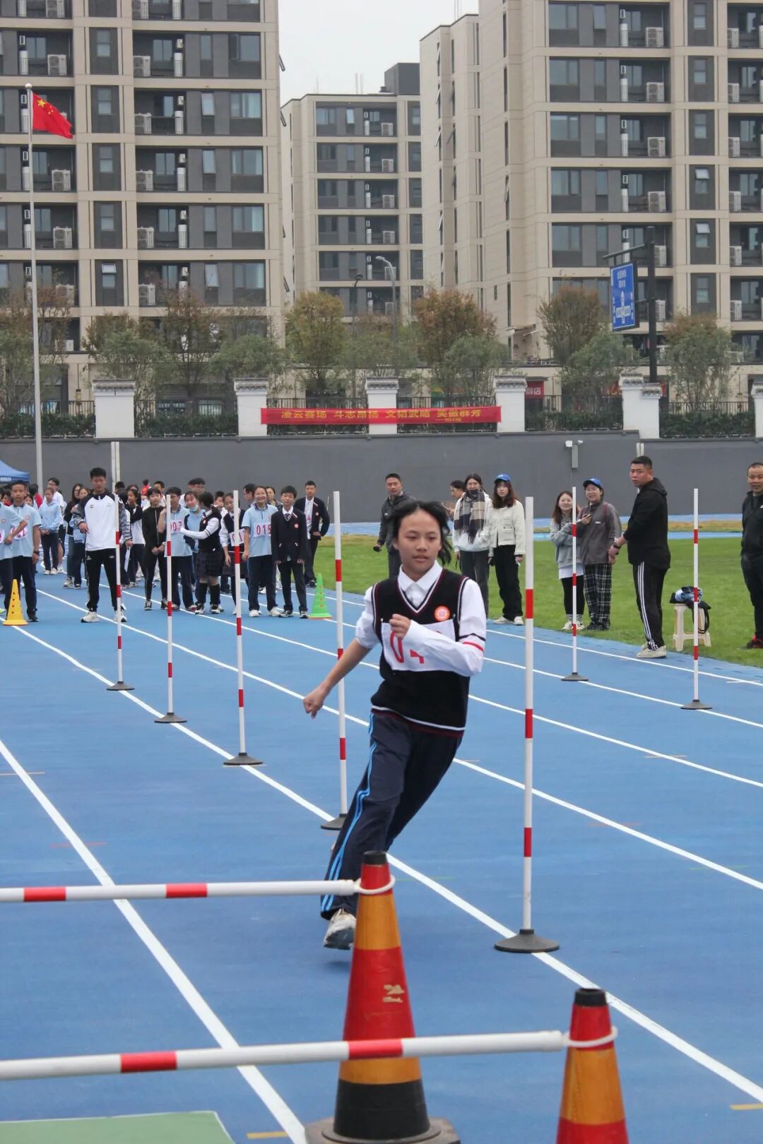 喜迎省运会,奋进新时代——金华市丽泽中学第三届秋季运动会 - 金华市