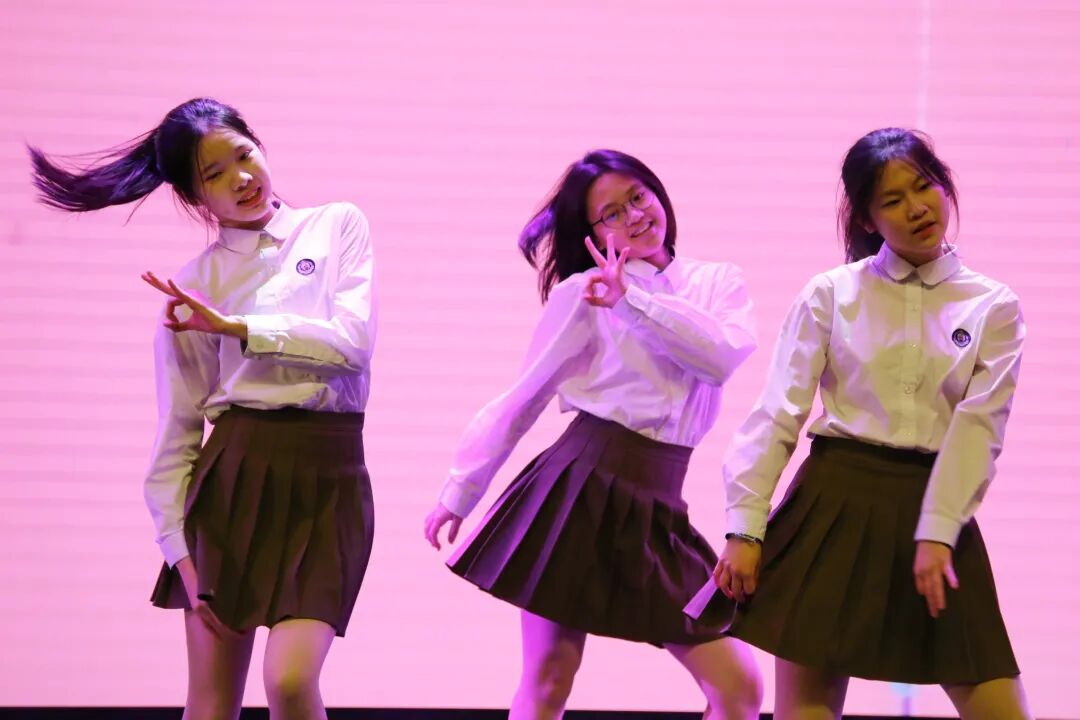 "舞动青春,我心飞扬"——高中部第七届韵律操展演-上哪学