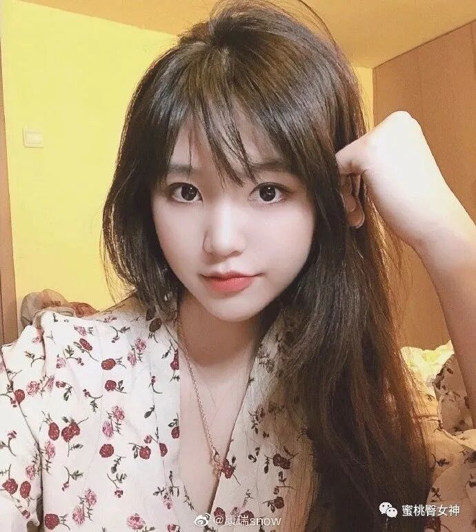 【美女】甜美画舍老板的逆袭，增重20斤练出好身材！（组图） - 8